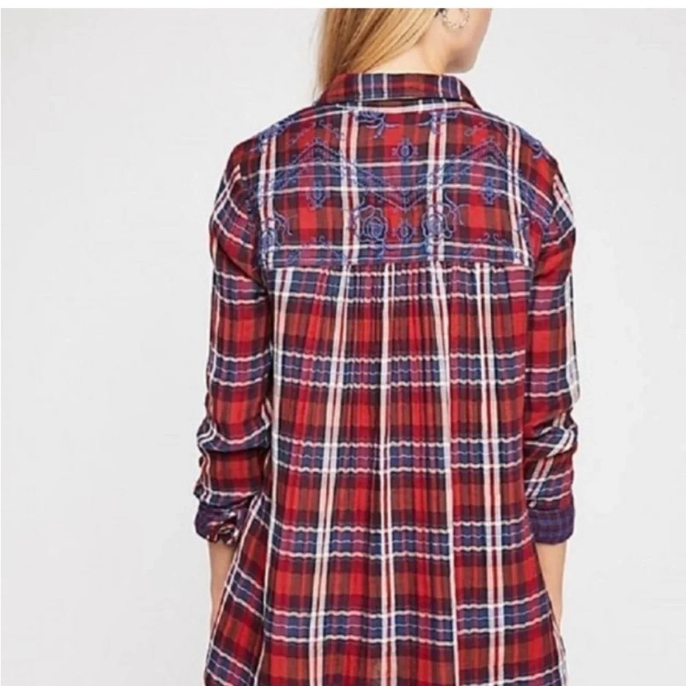 Free People Womens Magical Plaid Button Up Shirt, Red, Small